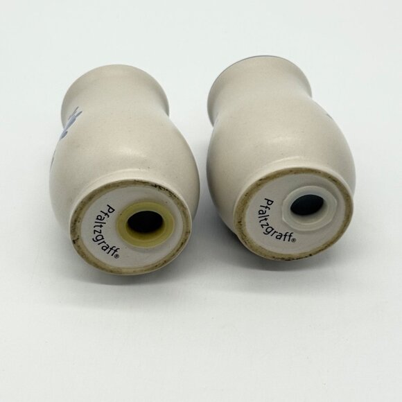 Pfaltzgraff Yorktown Salt & Pepper Shakers Gray & Blue Floral Stoneware 3.5" Vin - Picture 3 of 5